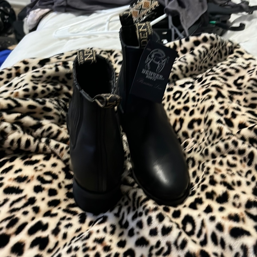 Leather booties